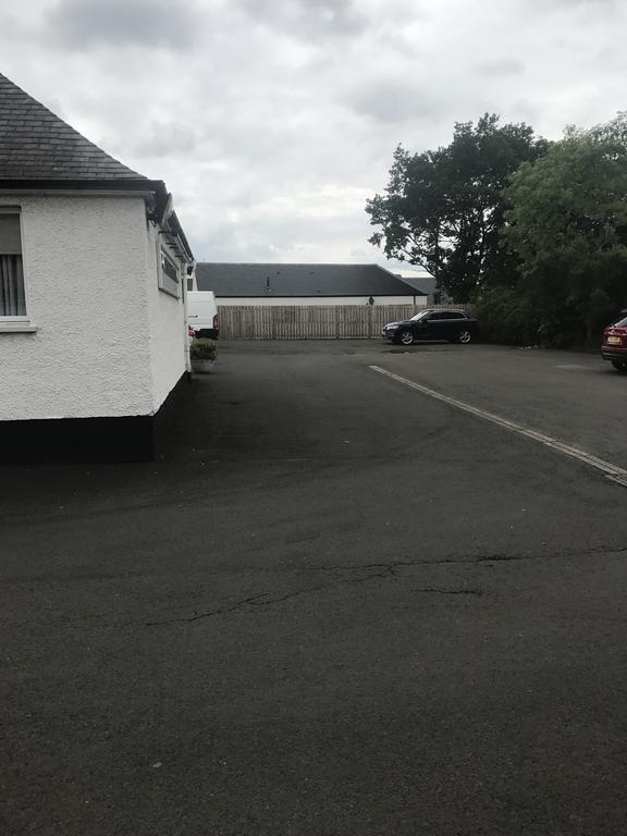 Riccarton Inn Currie Exteriör bild